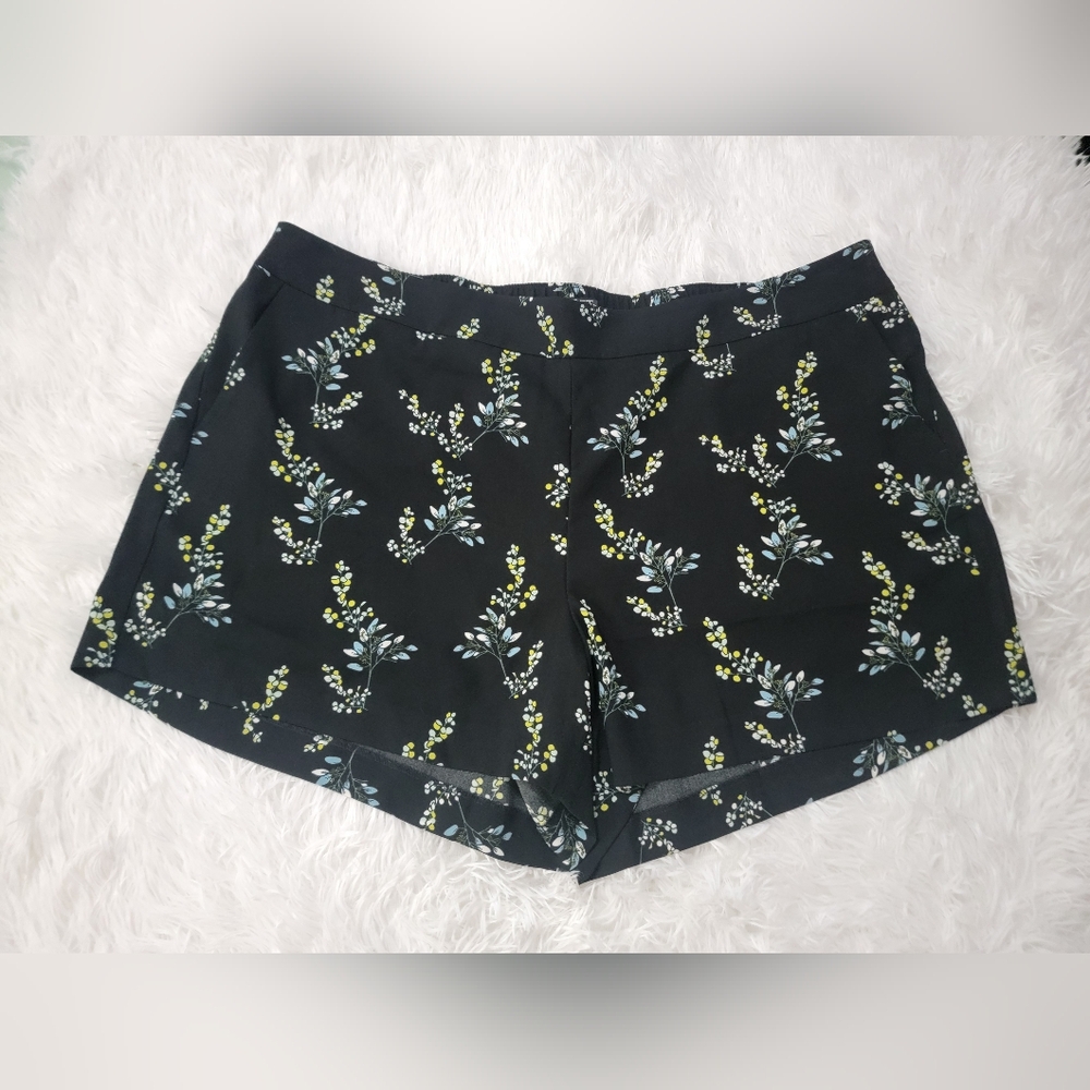Loft High Waist Women's Shorts With Floral Pattern